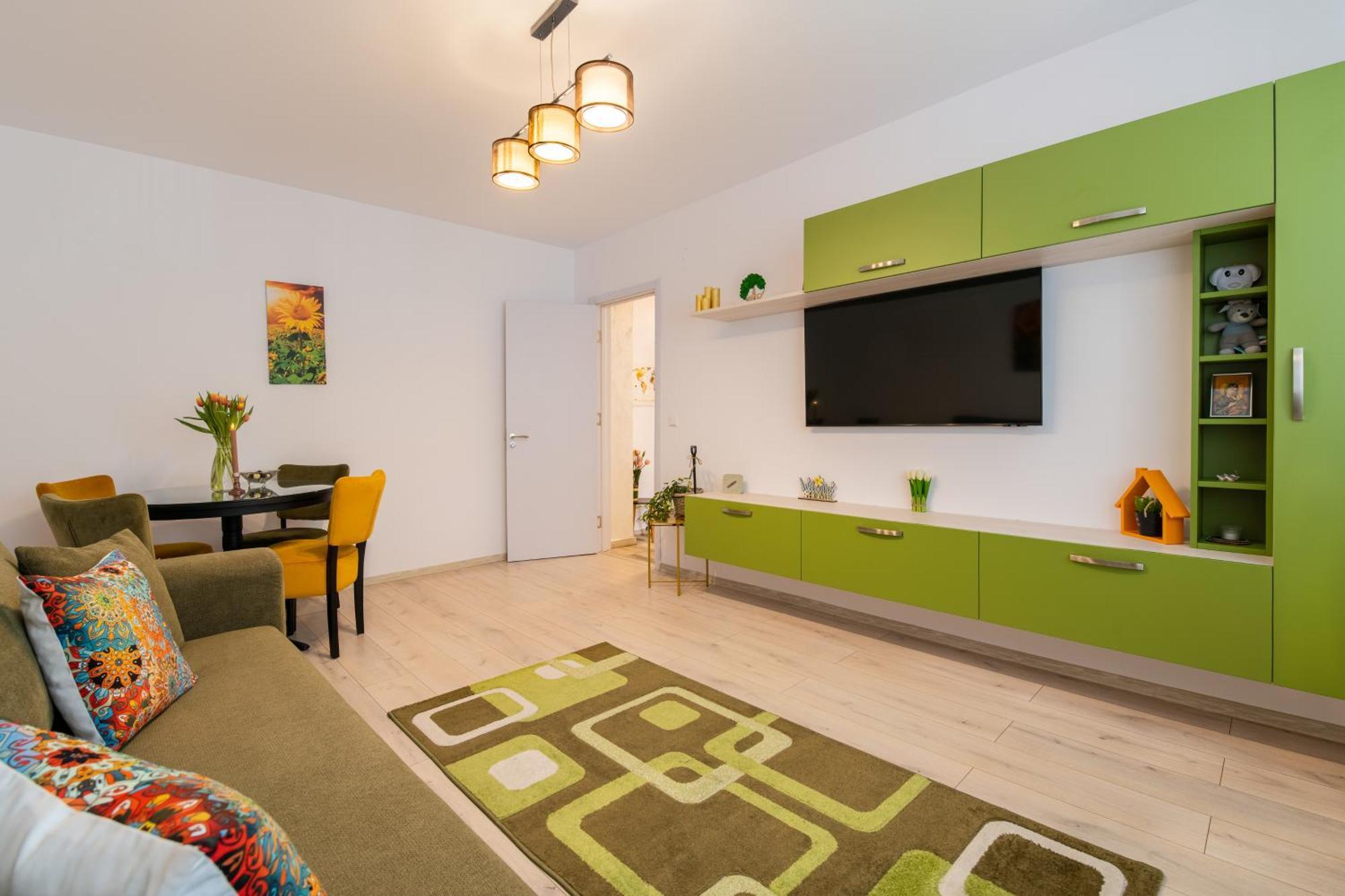 Springhome - Cozy Apartment With Balcony & Parking Brașov Exterior foto
